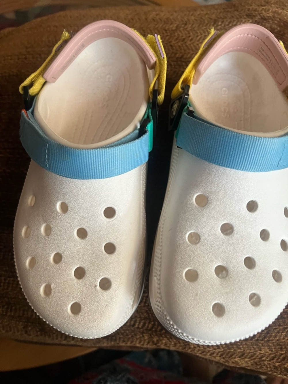 CROCS women’s White Clogs with Blue Strap and Yellow Heel